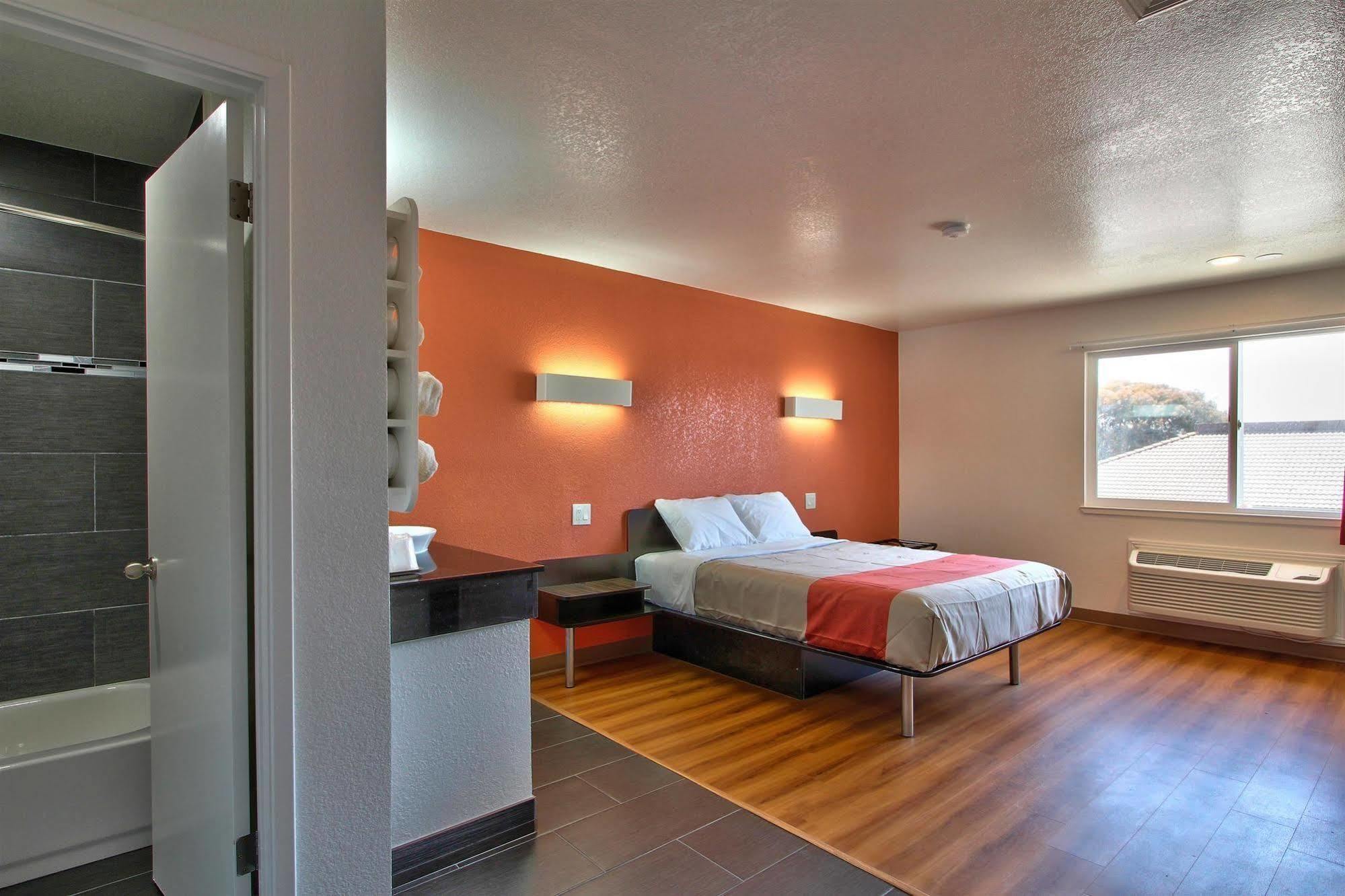 Coastal Valley Inn - Monterey Castroville Luaran gambar